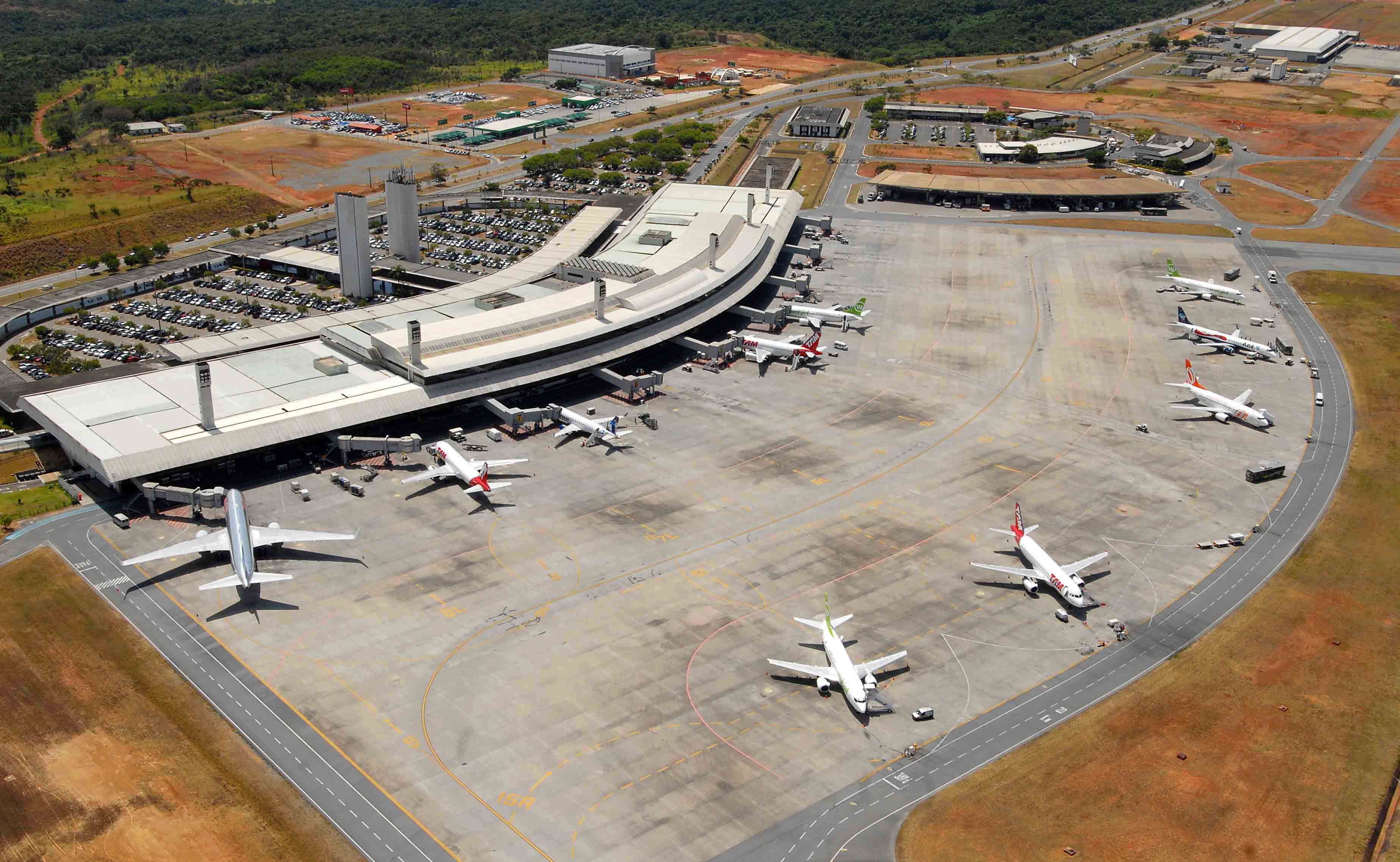 aeroporto-de-confins-em-artigo